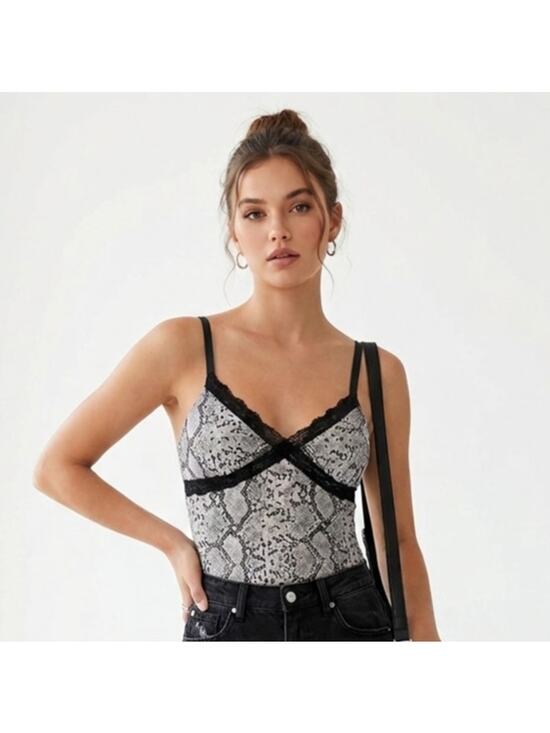 Popular 21 Tops - Popular 21 Cami Top Snake Print Lace Accents Whimsigoth Y2K Coquette Preppy